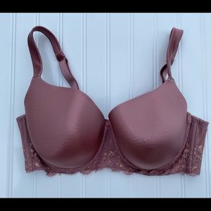 NWOT Ambrielle gorgeous full coverage bra